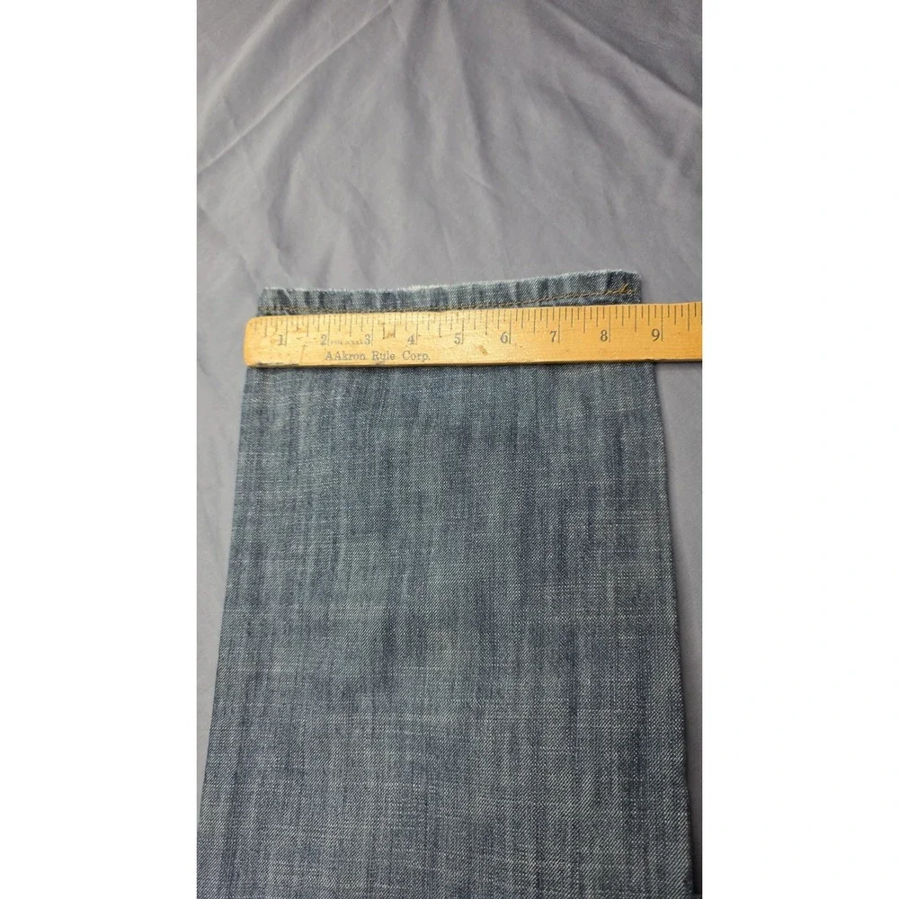 Men's 2000's Levi's 514 Slim Straight Leg Light Medium Wash Jeans 34x34